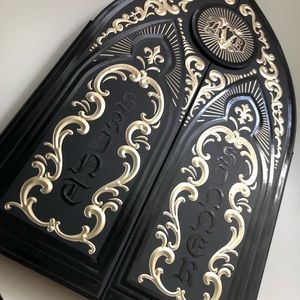 Kat Von D Santi and Sinner 24HR Eyeshadow Palette
